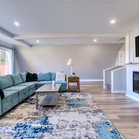 Newly Remodeled 2Bd Room A Frame Cottage Point Roberts Bagian luar foto