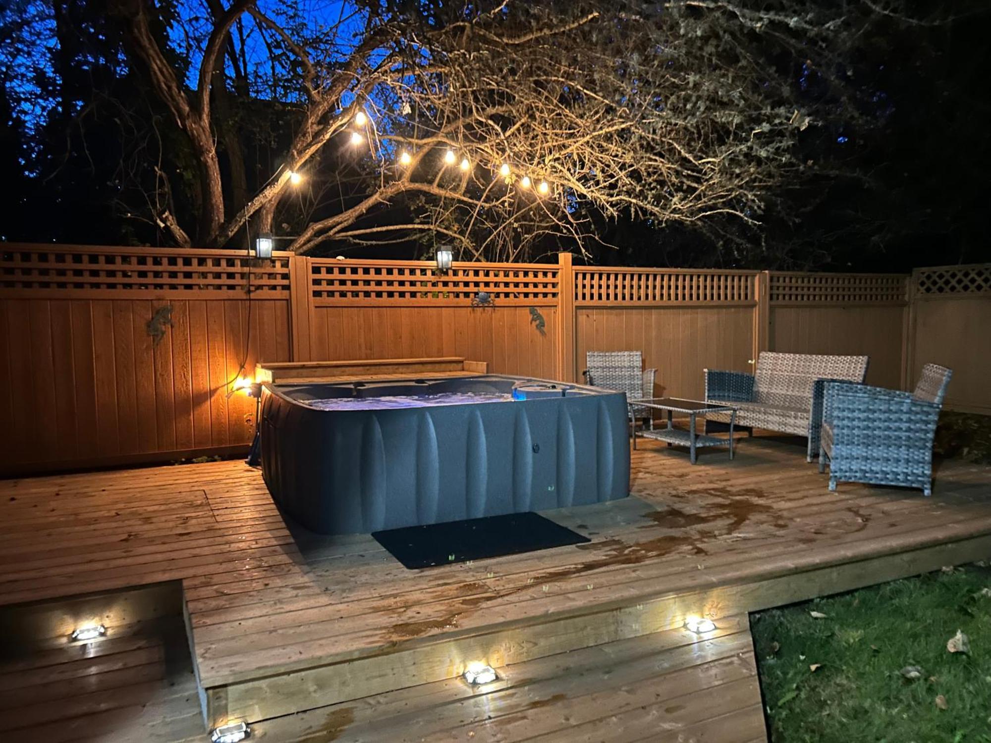 Newly Remodeled 2Bd Room A Frame Cottage Point Roberts Bagian luar foto